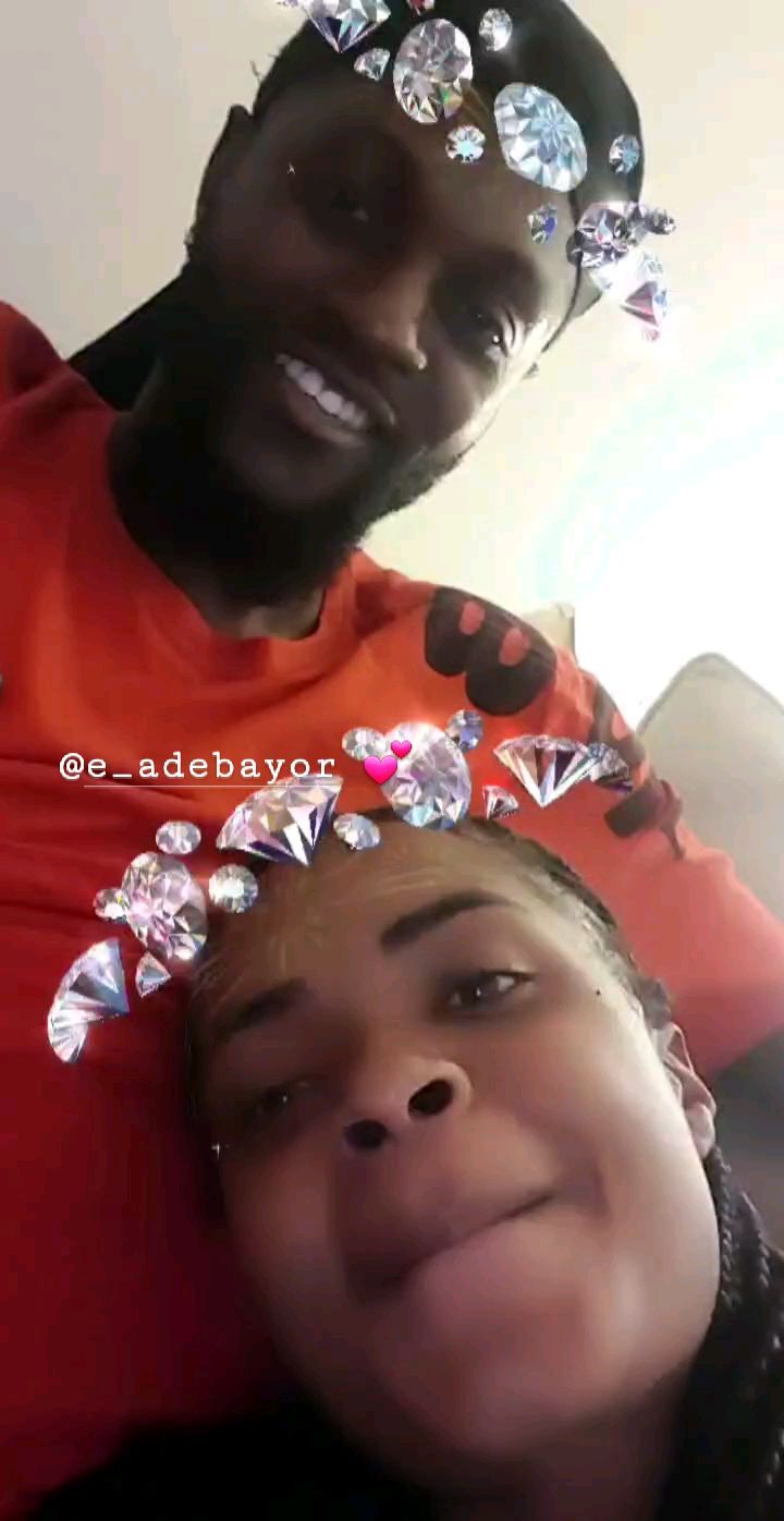 C'est fini entre Adebayor et sa  petite amie namibienne, Dillish