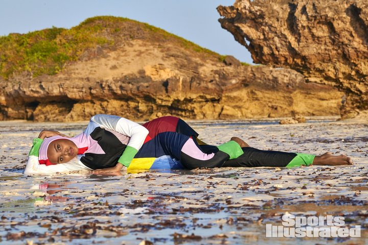 Halima Aden becomes First Burkini-Wearing Model on Sports Illustrated Swimsuit jaiyeorie