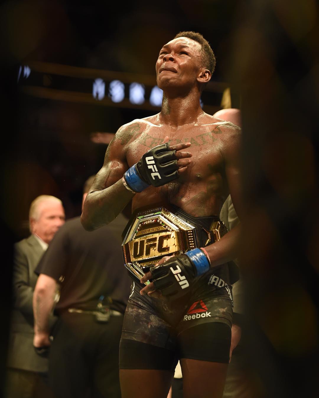 Israel Adesanya wins Interim UFC Middleweight Championship Belt