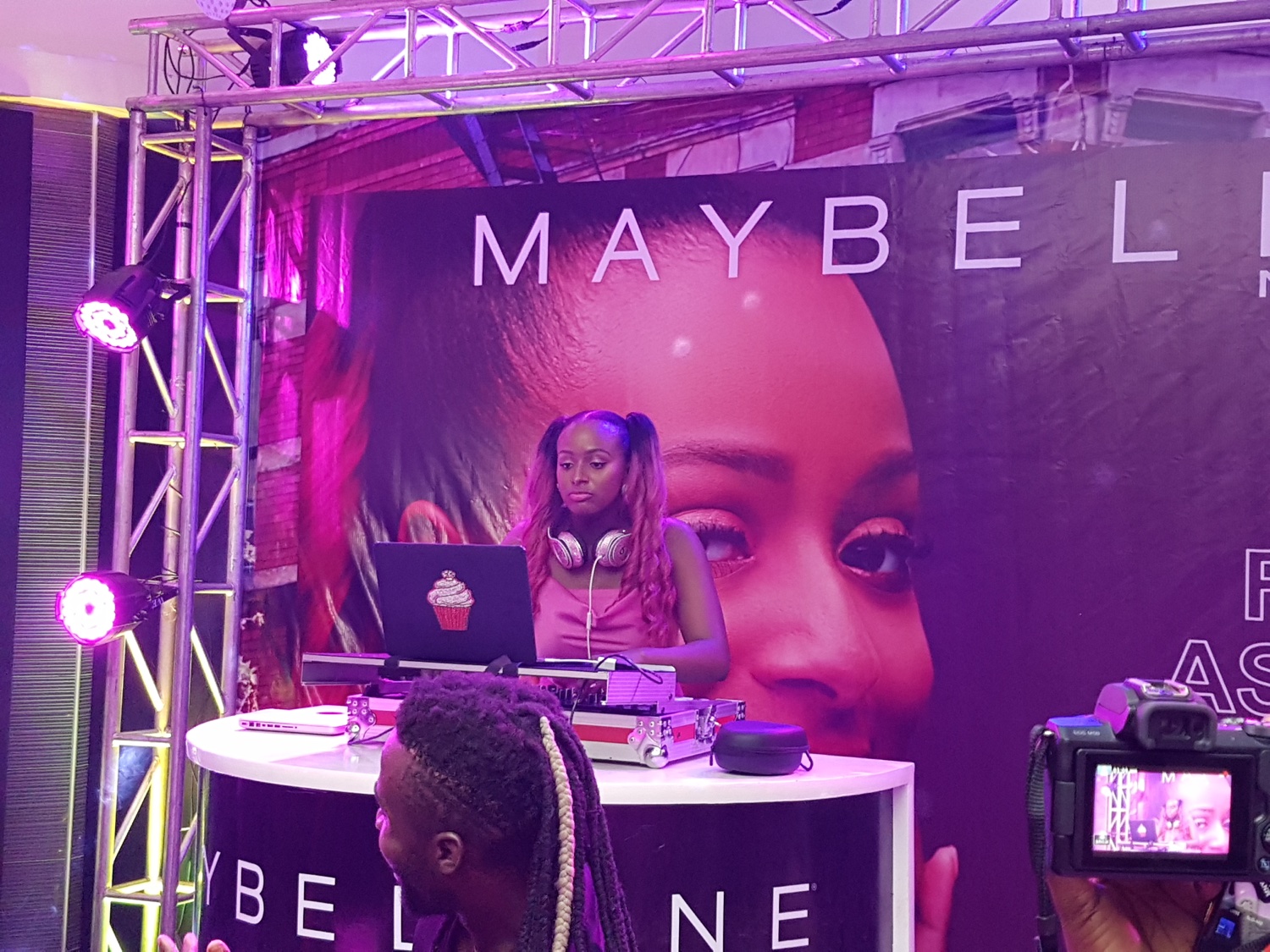 jaiyeorie + #MaybellinexCuppyLive DJ Cuppy Parties with @Maybelline Customers in Nigeria at  Ikeja City Mall, Lagos @cuppymusic 