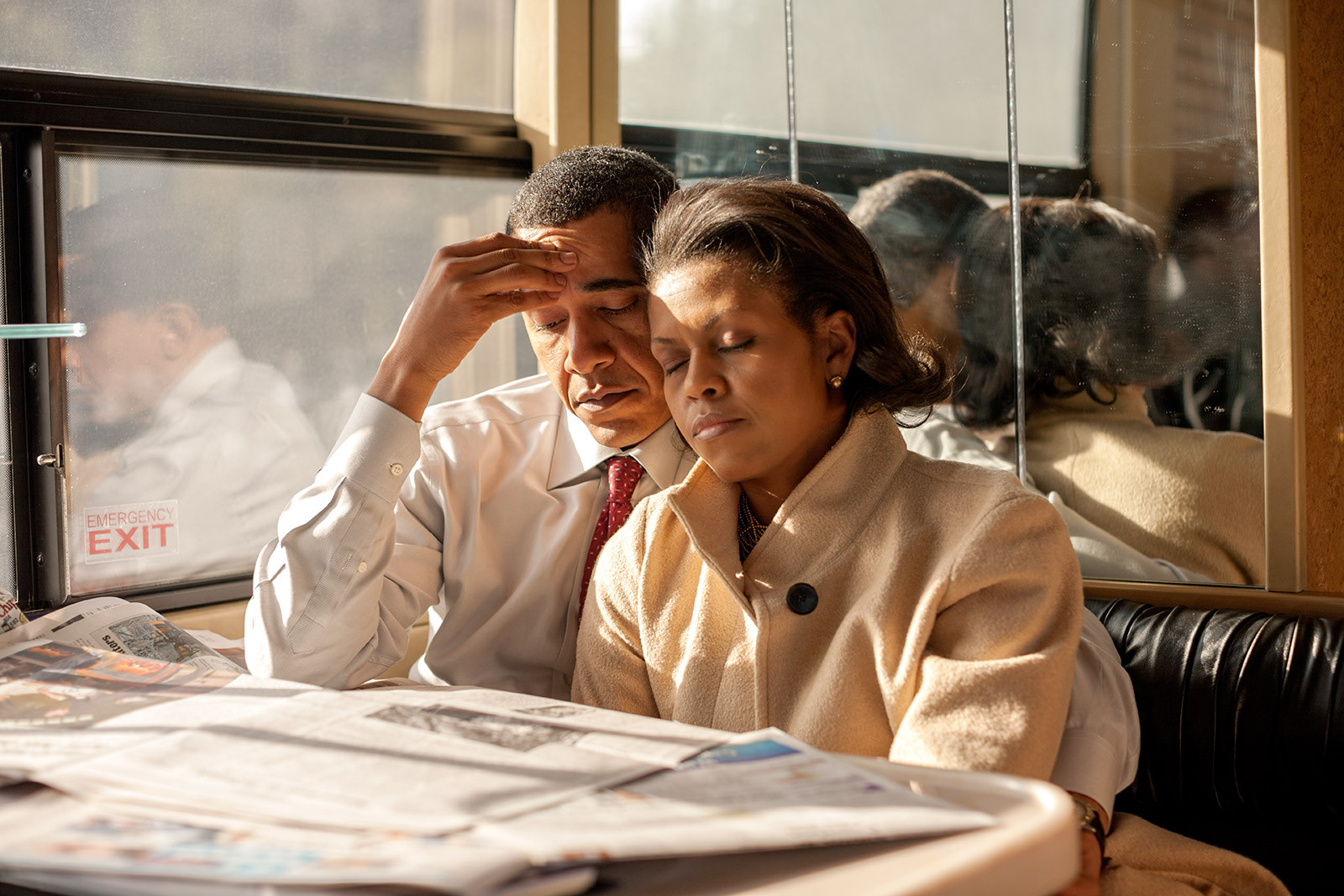 Check out these never-before-seen photos of the Obamas just released