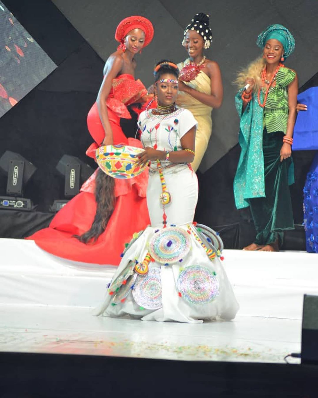 Nigerian traditional dresses 2019 sale