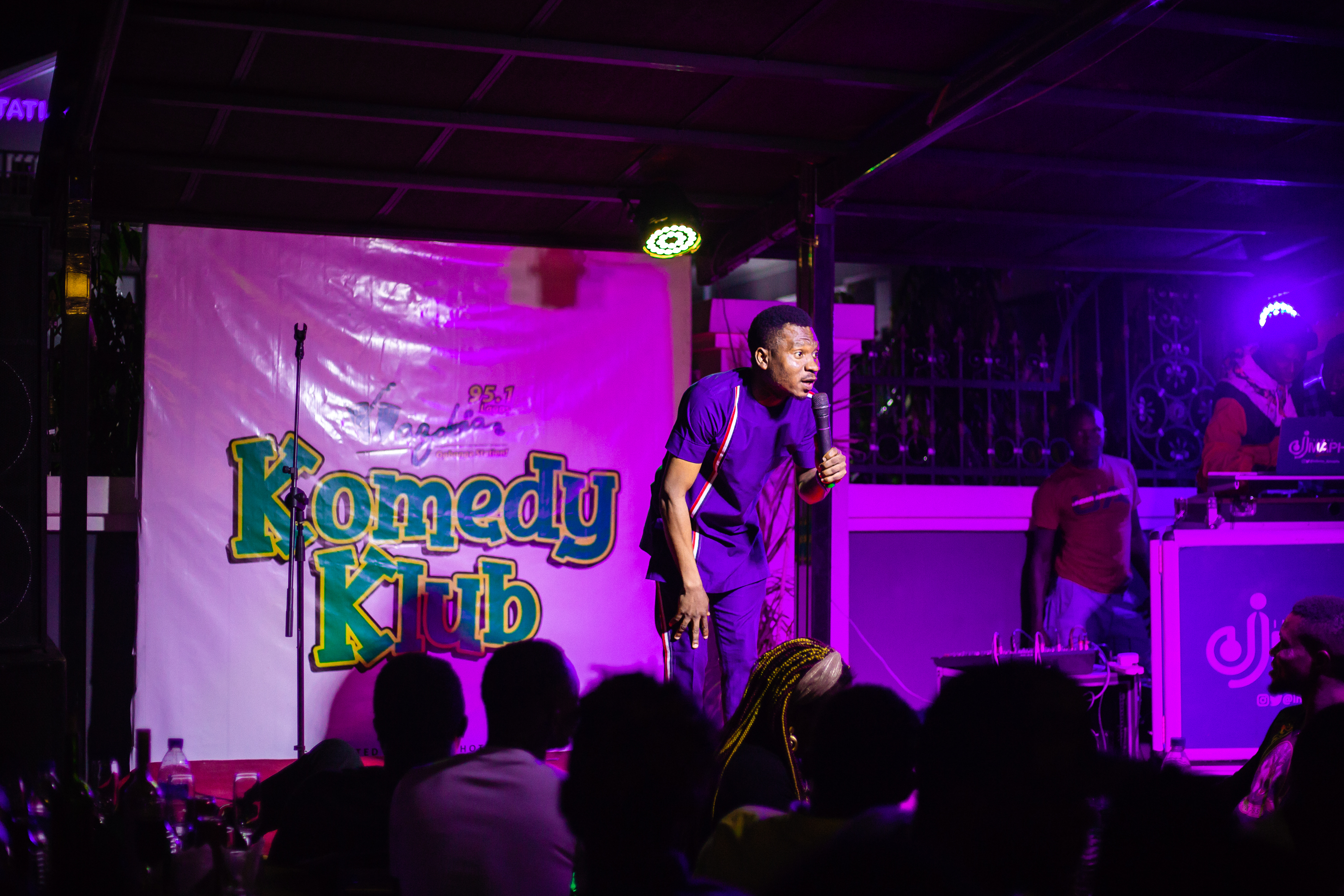 Wazobia Fm Komedy Klub Hangout