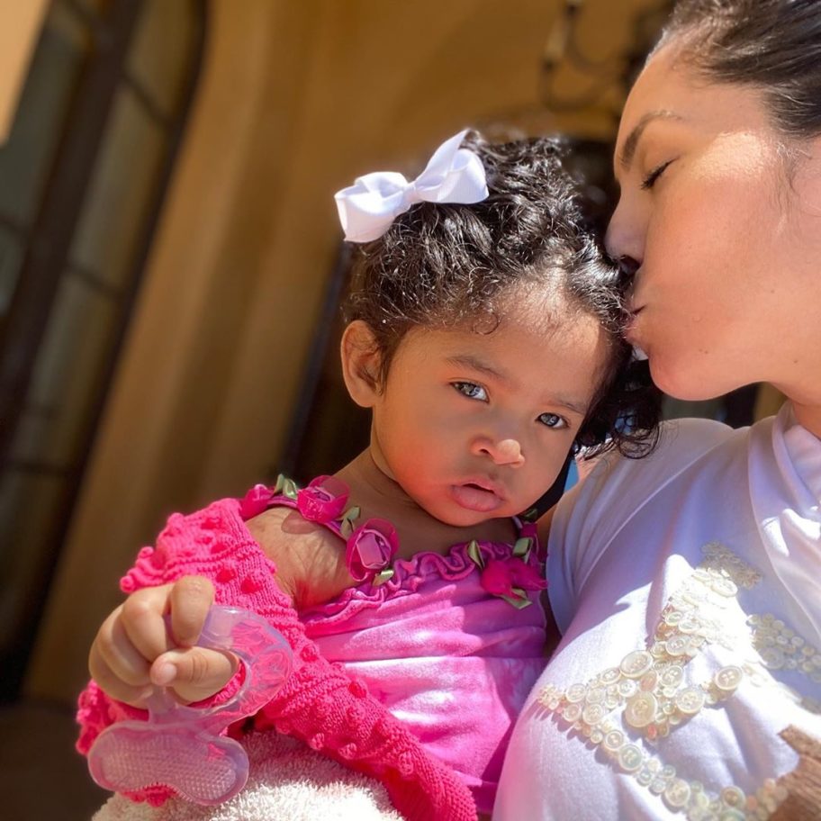 Watch the Sweet Moment Kobe & Vanessa Bryant's Daughter Baby Capri Took