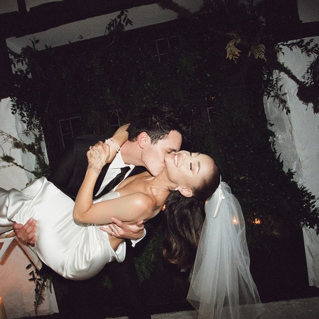 Ariana Grande Was Such A Beautiful Bride See Photos From Her Wedding 