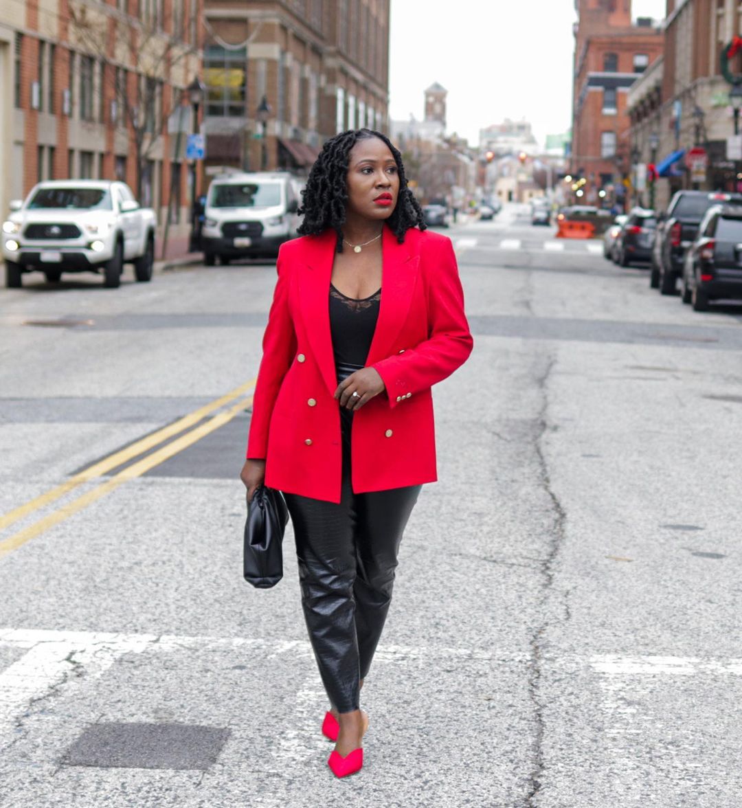 See How Morrinah Egharevba Nails the Effortlessly Chic Look 7 Days a ...