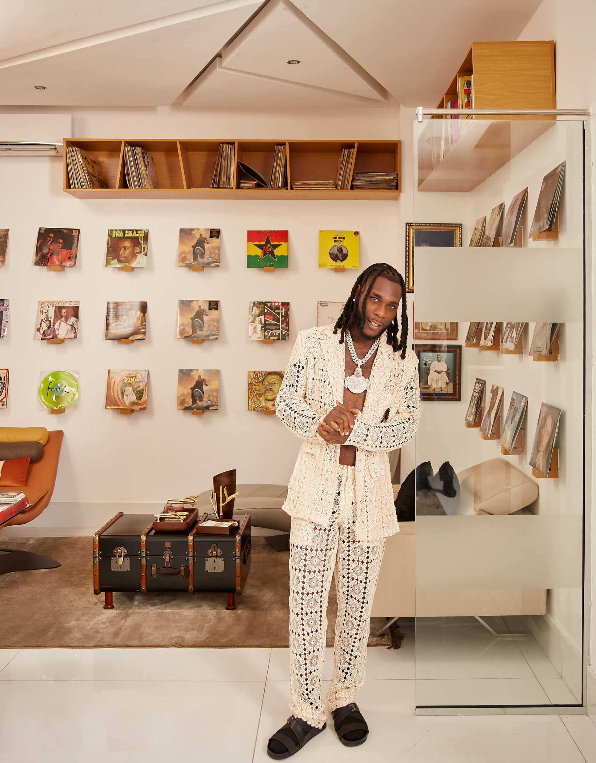 An Exclusive Tour Of Burna Boy s Luxurious Lagos Mansion Courtesy Of 