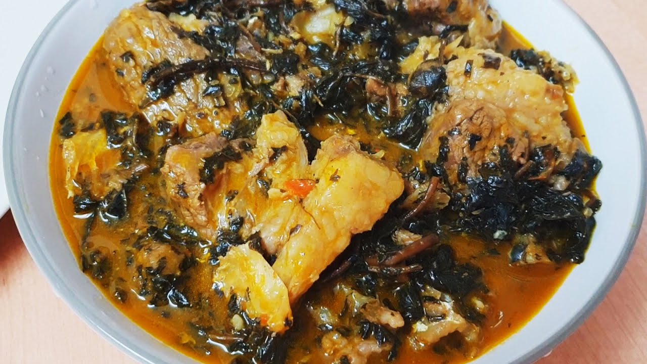How Flo Chinyere Prepares Bitterleaf Soup with Achi as a Thickener