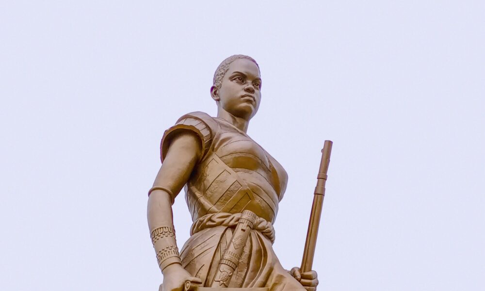 Benin's 30mtall "Amazon" statue honours the women warriors of Dahomey