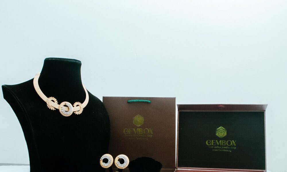 Gembox jewelry sale