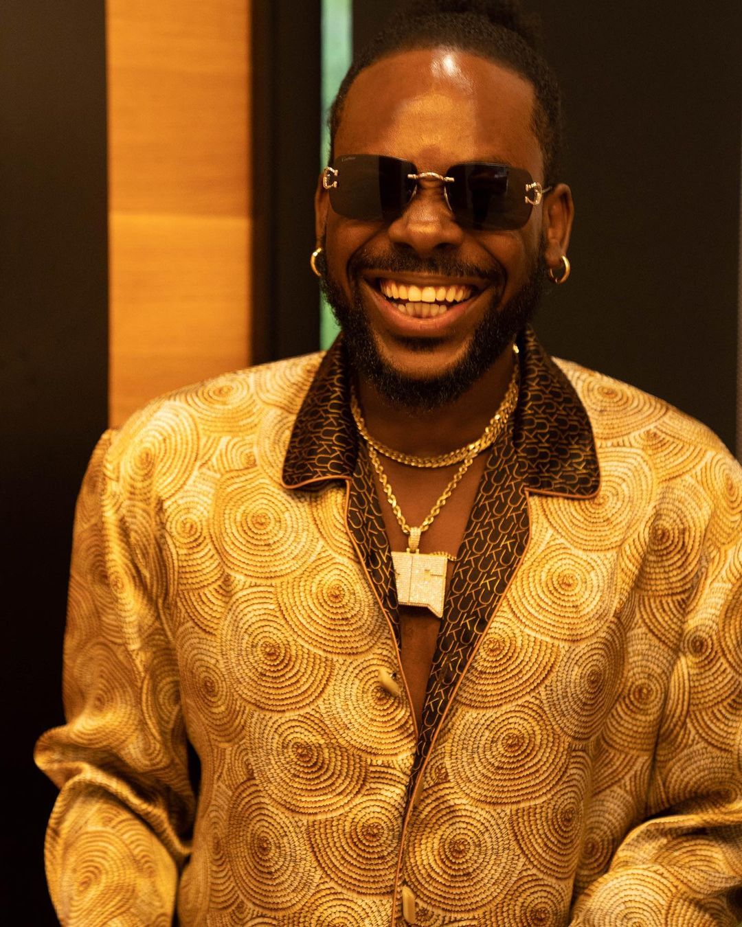 Adekunle gold discount