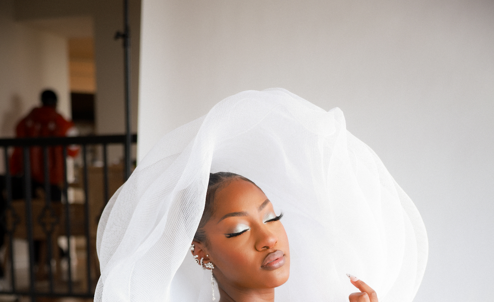 Tems Talks About Her Unforgettable #Oscars Dress, Working With Beyoncé ...