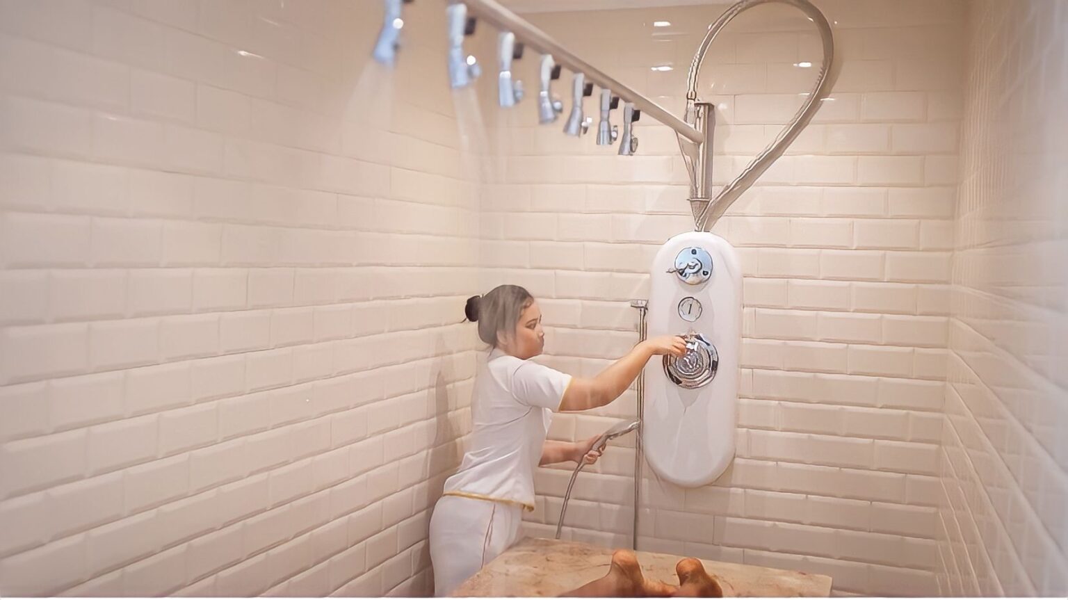 Expanding Leisure through the Nation; Transcorp Hotels Launch the