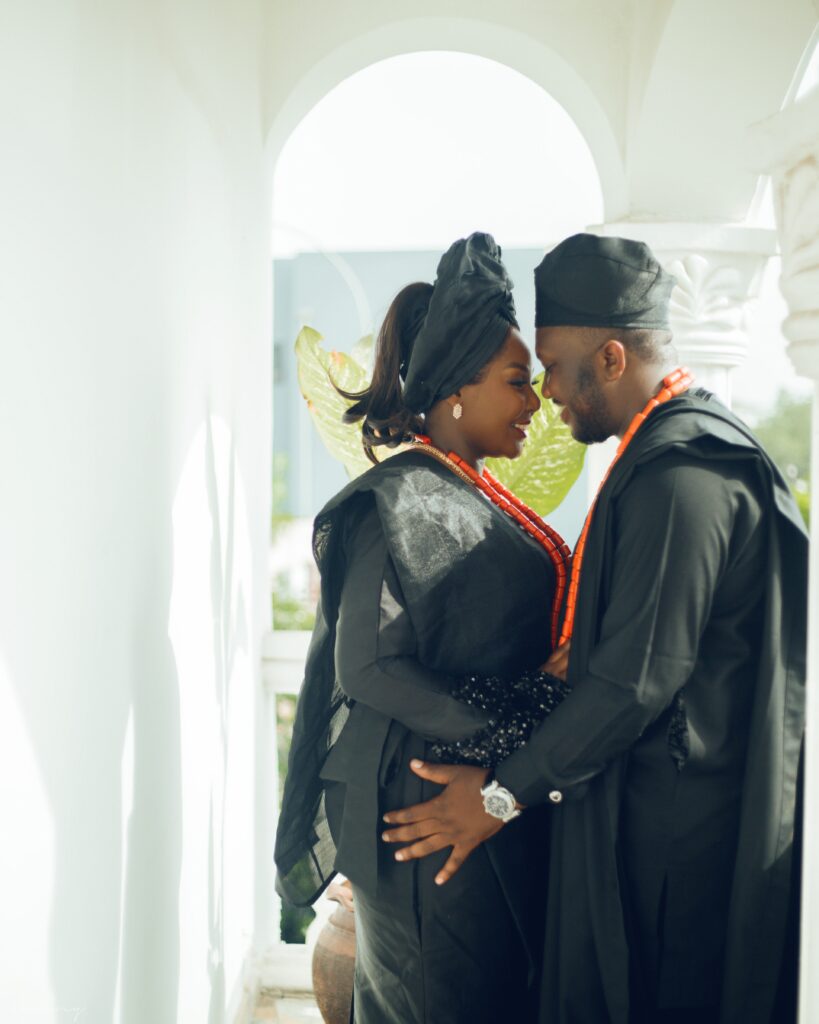 Ikana & Gbenga Met Through a Mutual Friend 3 Years Ago! Enjoy Their Pre-wedding Shoot - Vimarsana News