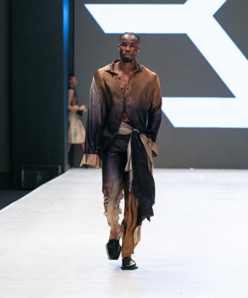 ICYMI: Neo Akpofure Was 1 Heart Throbbing Bloke At Emmy Kasbit’s Lagos Fashion Week Show