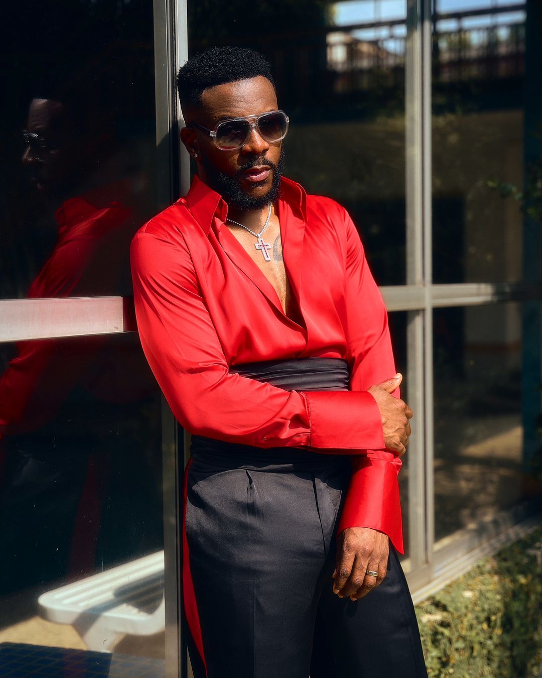 Ebuka Obi-Uchendu Brings Bold Style to BBNaija No Loose Guard’s Sunday Night in ATAFO