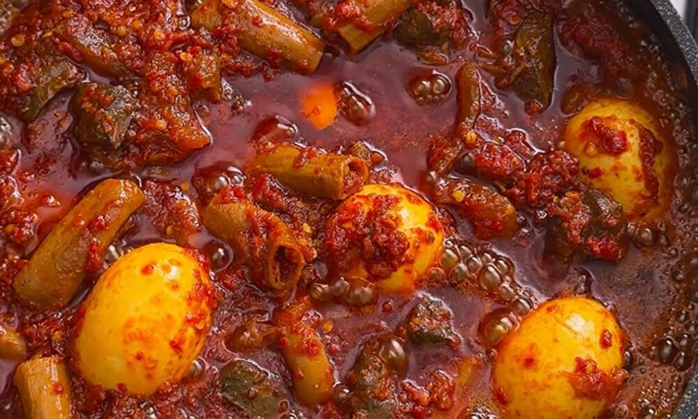 If Your Ofada Stew Isn’t Giving, Try This Recipe by Velvety Foodies