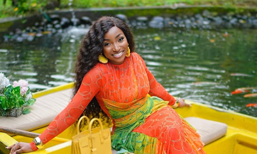 Omowunmi Dada’s Dress Matched the Koi Fish in Bali And We’re Obsessed ...