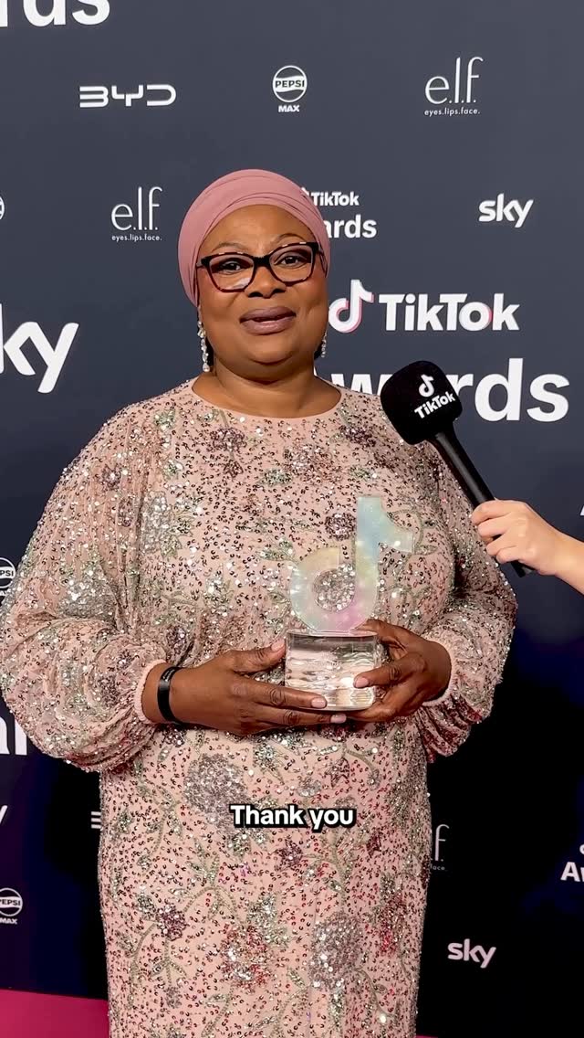 Bemi The Rapper Bemi Orojuogun's Love for London Buses Earns Her TikTok’s Video of the ...