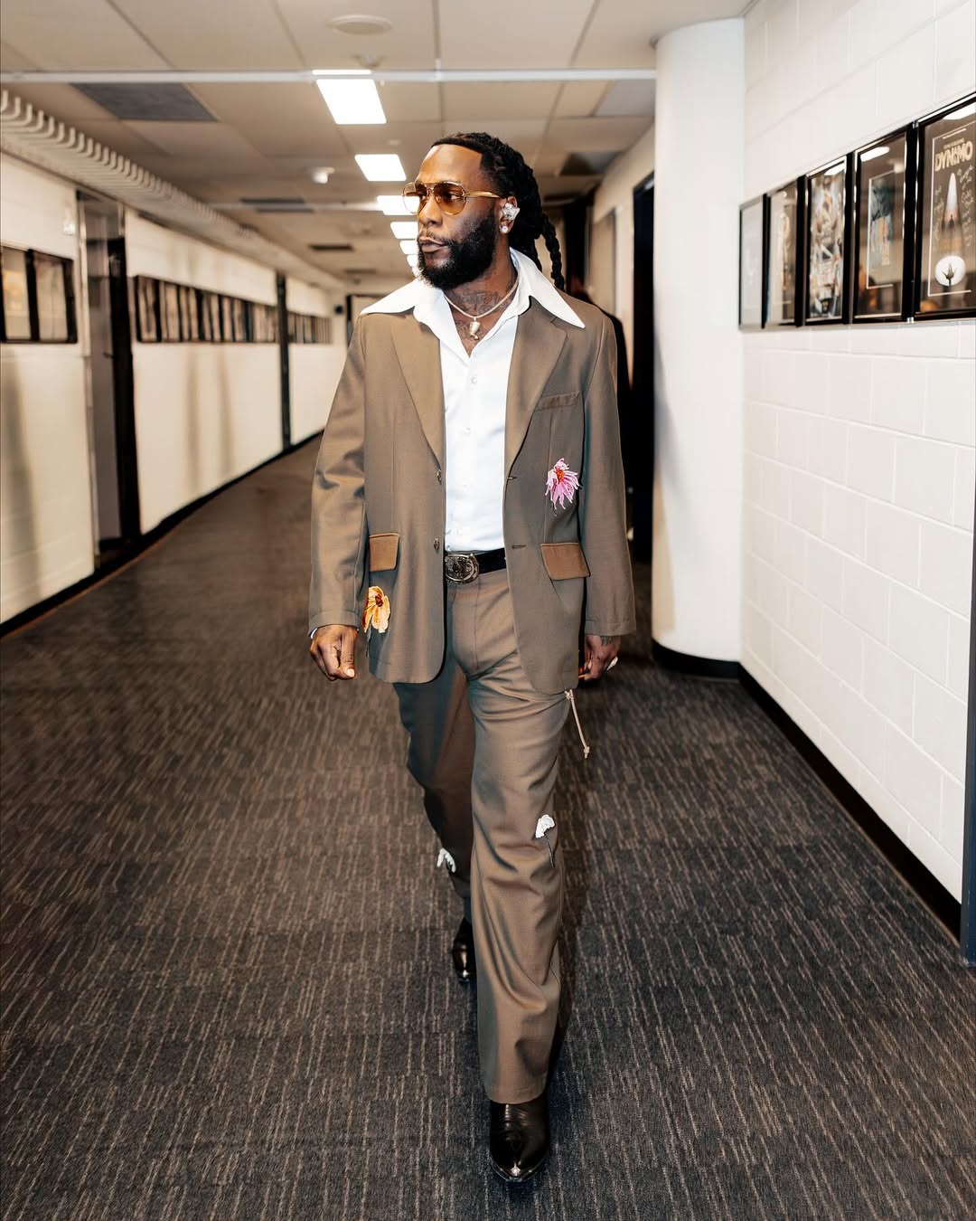 Burna Boy’s Spirit Tunnel Entrance on The Jennifer Hudson Show Was a True Nigerian Welcome