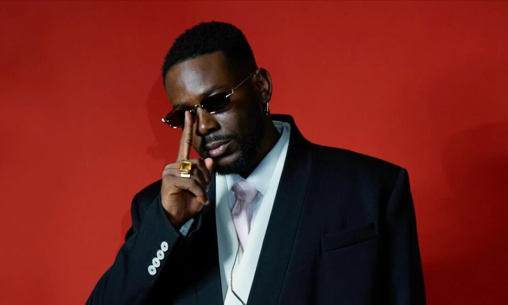 Adekunle Gold's London Show: A Stylish Spectacle!