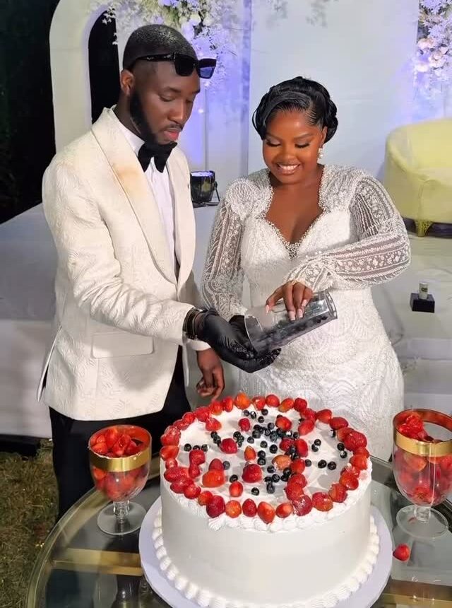 Watch This Newlywed Couple Spice Their Cake-Cutting Moment With a Unique Twist