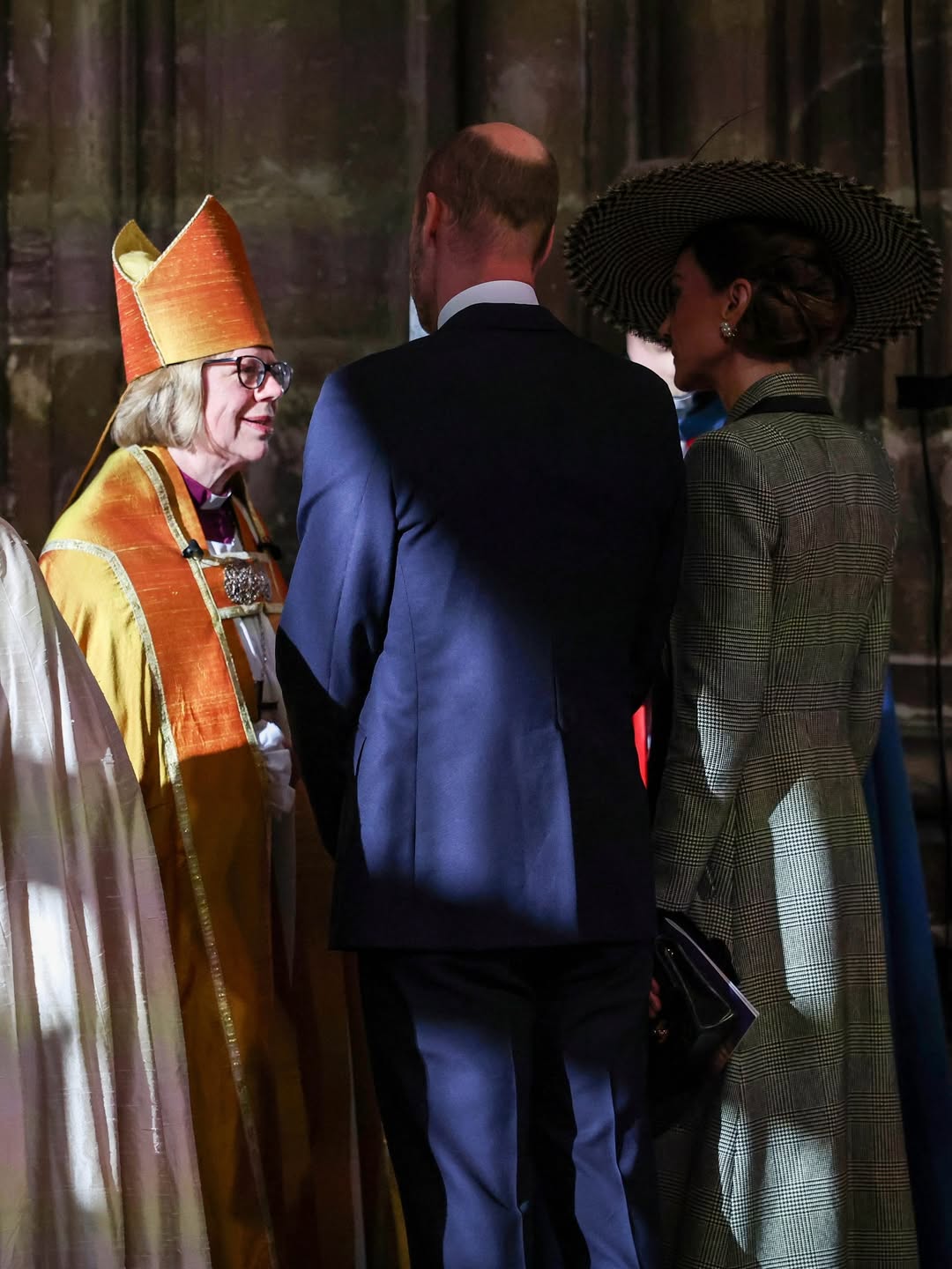 Dame Sarah Mullally in conversation with the Prince and Princess of Wales at Canterbury Cathedral.
