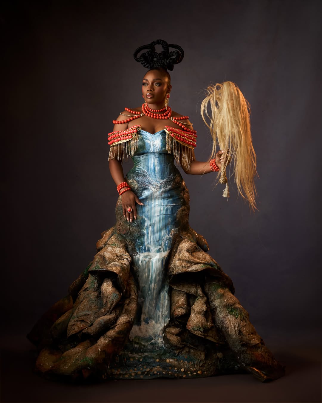 Bisola Aiyeola’s “Mmiri Ndu” Look at AMVCA Cultural Night Was Inspired by the Water of Life