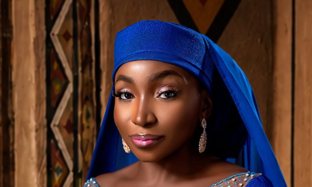 Omowunmi Dada’s Royal Blue Look at the “Okanjuwa” Premiere Is Giving Northern Nigerian Royalty