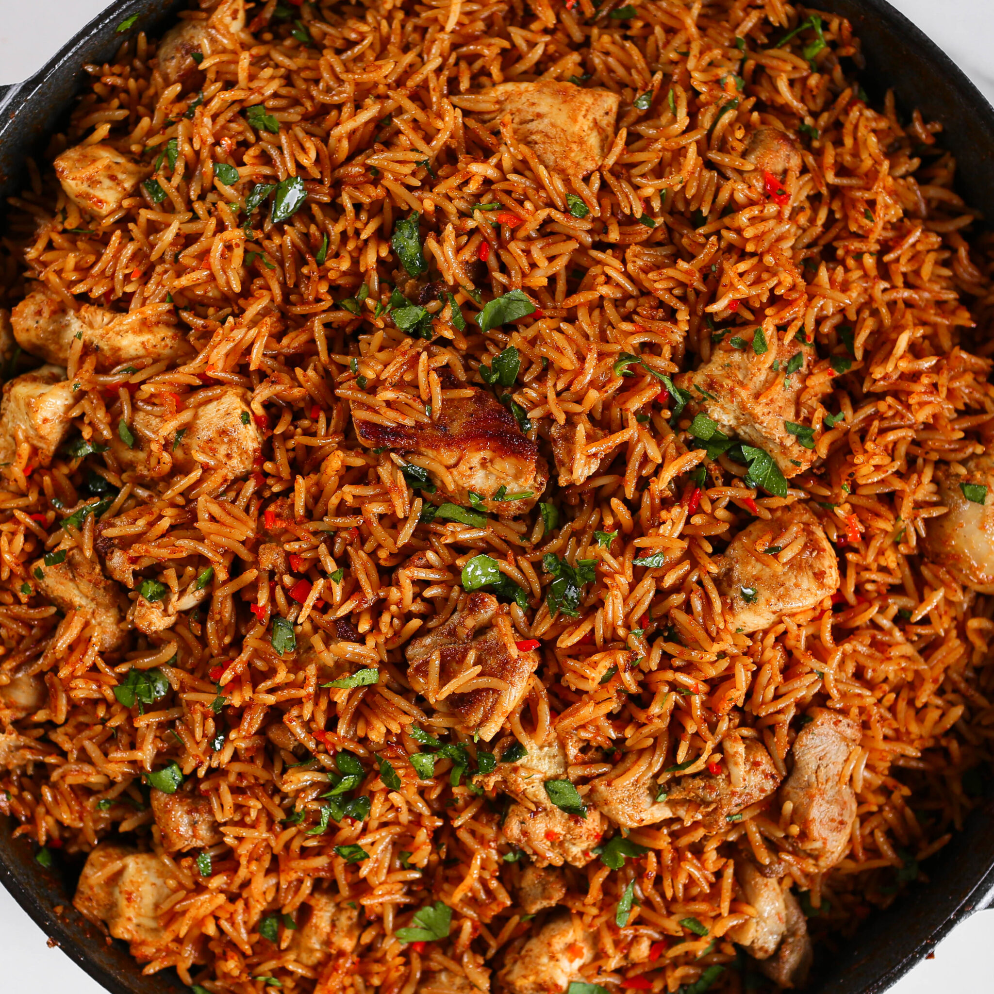 Long-grain Sella basmati rice and tender cooked chicken pieces mixed in a rich tomato and butter sauce.
