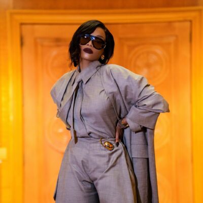 Bonang Matheba wearing dark sunglasses and burgundy lipstick at SAMAs