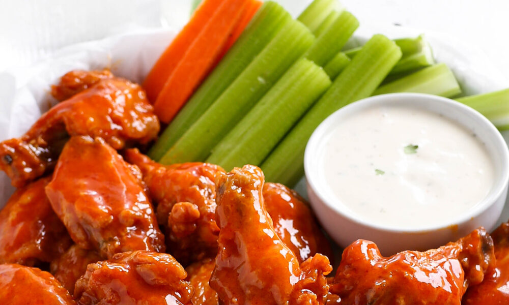 These Crispy Buffalo Wings by Kikifoodies Are About to Make You Very Hungry!