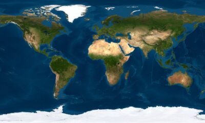 Flat map of the Earth on the Mercator projection, showing standard continental placements used to establish visual context.